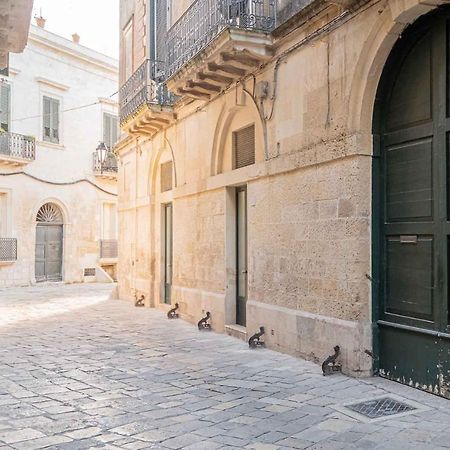 Terzo Campanello - Terrazza Nel Centro Storico Apartment Lecce Bagian luar foto