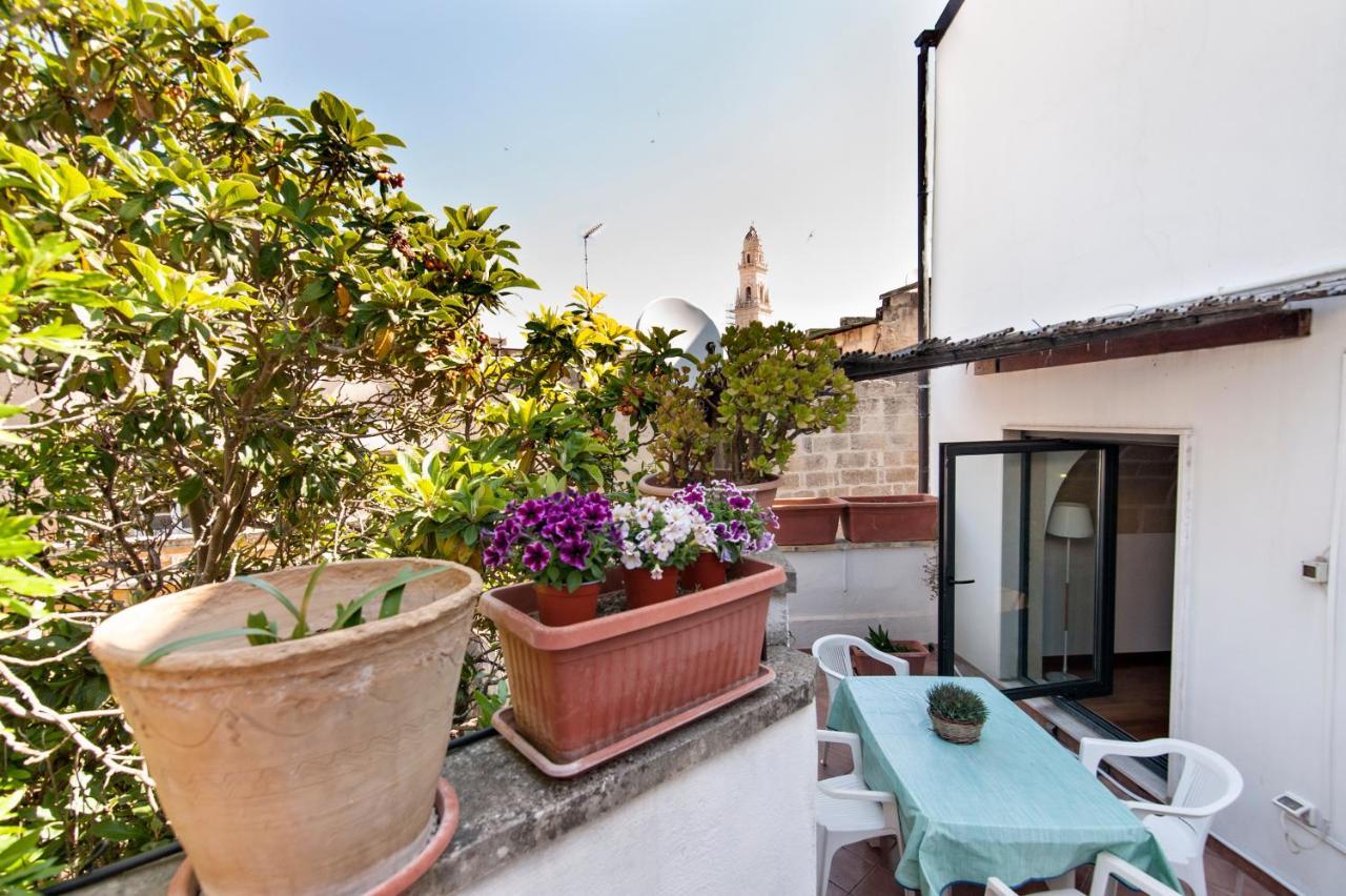 Terzo Campanello - Terrazza Nel Centro Storico Apartment Lecce Bagian luar foto