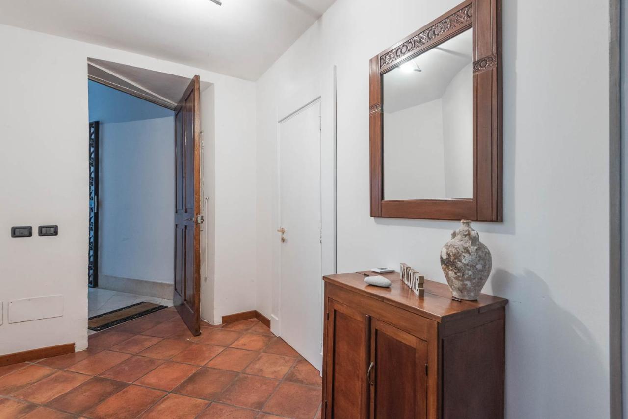 Terzo Campanello - Terrazza Nel Centro Storico Apartment Lecce Bagian luar foto