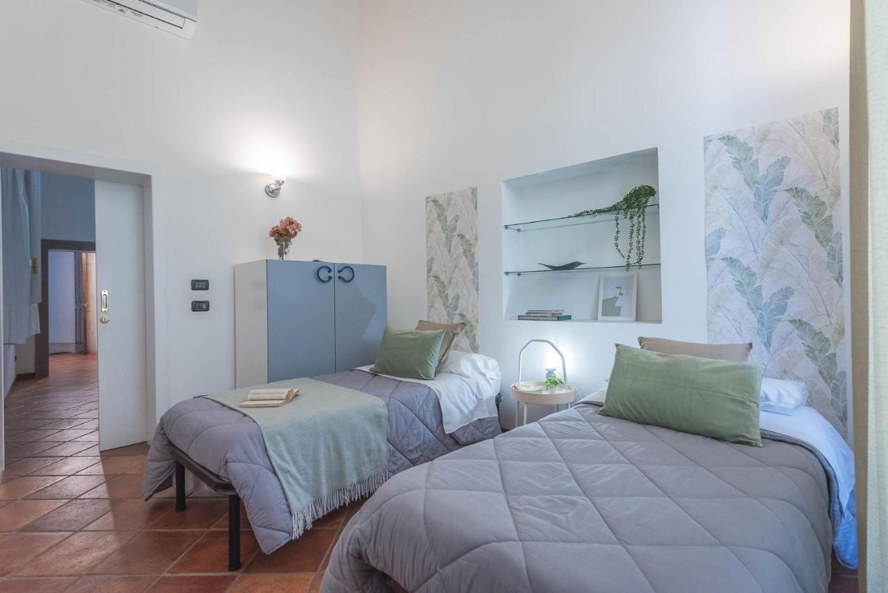 Terzo Campanello - Terrazza Nel Centro Storico Apartment Lecce Bagian luar foto
