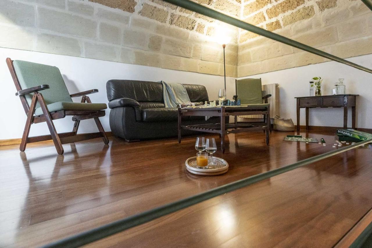 Terzo Campanello - Terrazza Nel Centro Storico Apartment Lecce Bagian luar foto