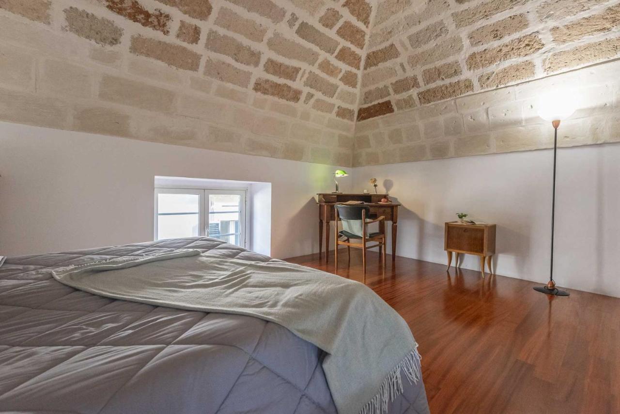 Terzo Campanello - Terrazza Nel Centro Storico Apartment Lecce Bagian luar foto